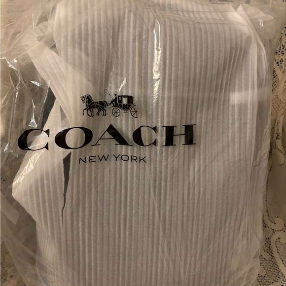 NWT Coach Ethan Backpack - Picture 5 of 8